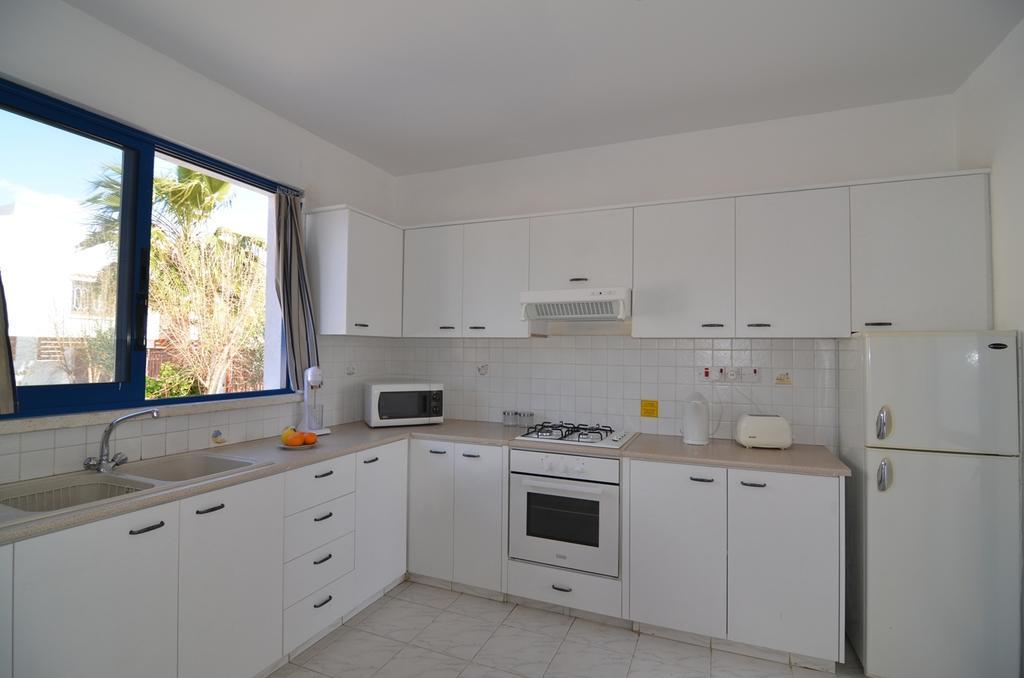 Sea Breeze Villas Argaka Zimmer foto