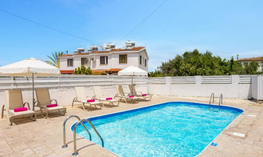 Sea Breeze Villas Argaka Exterior foto